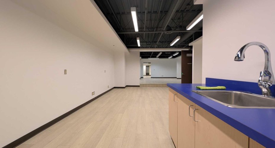 327 41 Avenue, Calgary, Alberta T2E 2N4, ,Commercial,For Lease,41,A2279314