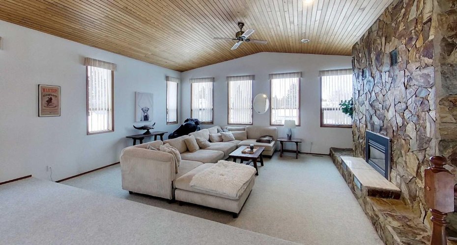 5402 12 Avenue, Edson, Alberta t7e1j8, 4 Bedrooms Bedrooms, ,2 BathroomsBathrooms,Residential,For Sale,12,A2277906