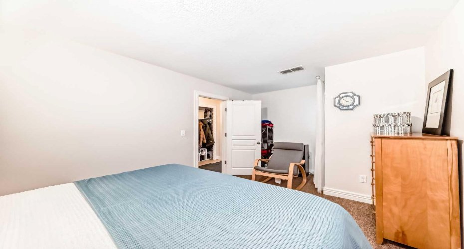 66 Glamis Green, Calgary, Alberta T3E6V1, 2 Bedrooms Bedrooms, ,2 BathroomsBathrooms,Residential,For Sale,Glamis,A2277972