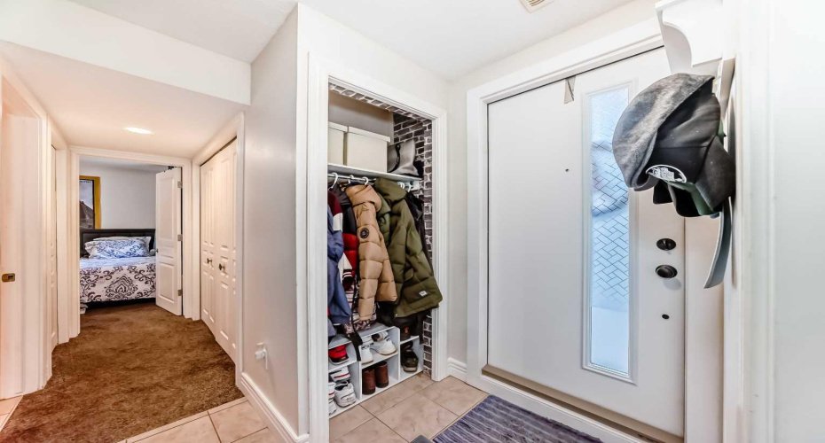 66 Glamis Green, Calgary, Alberta T3E6V1, 2 Bedrooms Bedrooms, ,2 BathroomsBathrooms,Residential,For Sale,Glamis,A2277972