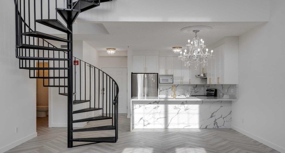 527 15 Avenue, Calgary, Alberta T2R 1R5, 2 Bedrooms Bedrooms, ,2 BathroomsBathrooms,Residential,For Sale,15,A2278888