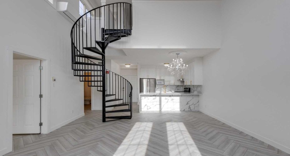 527 15 Avenue, Calgary, Alberta T2R 1R5, 2 Bedrooms Bedrooms, ,2 BathroomsBathrooms,Residential,For Sale,15,A2278888