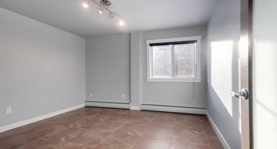 1230 Cameron Avenue, Calgary, Alberta T2T 0K9, 2 Bedrooms Bedrooms, ,1 BathroomBathrooms,Residential,For Sale,Cameron,A2272605