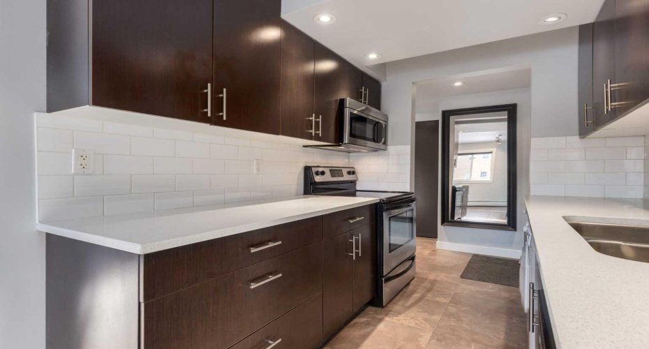 1230 Cameron Avenue, Calgary, Alberta T2T 0K9, 2 Bedrooms Bedrooms, ,1 BathroomBathrooms,Residential,For Sale,Cameron,A2272605