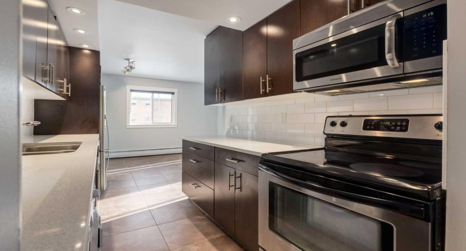 1230 Cameron Avenue, Calgary, Alberta T2T 0K9, 2 Bedrooms Bedrooms, ,1 BathroomBathrooms,Residential,For Sale,Cameron,A2272605