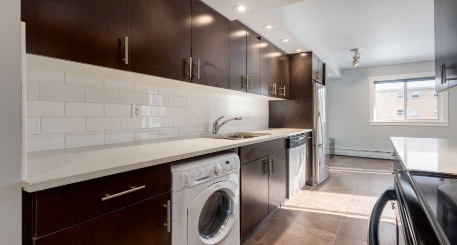 1230 Cameron Avenue, Calgary, Alberta T2T 0K9, 2 Bedrooms Bedrooms, ,1 BathroomBathrooms,Residential,For Sale,Cameron,A2272605