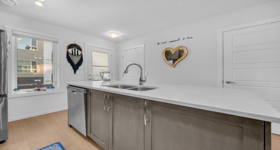 474 Seton Circle, Calgary, Alberta T3M 3P6, 2 Bedrooms Bedrooms, ,3 BathroomsBathrooms,Residential,For Sale,Seton,A2274673