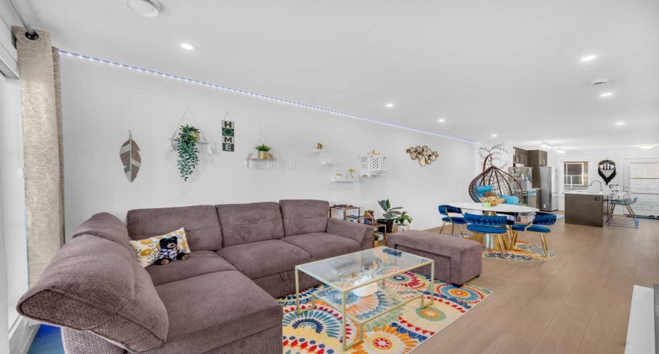 474 Seton Circle, Calgary, Alberta T3M 3P6, 2 Bedrooms Bedrooms, ,3 BathroomsBathrooms,Residential,For Sale,Seton,A2274673