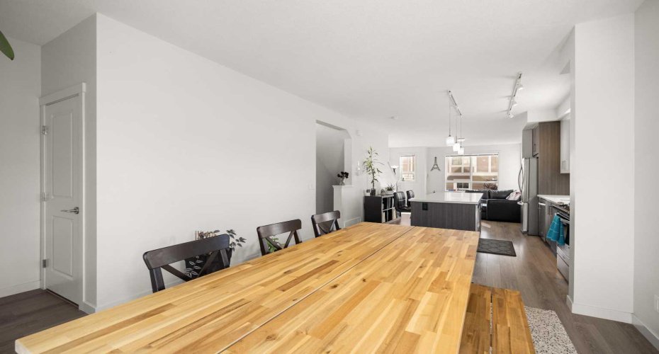 104 Sherwood Lane, Calgary, Alberta T3R 0V3, 3 Bedrooms Bedrooms, ,3 BathroomsBathrooms,Residential,For Sale,Sherwood,A2279222