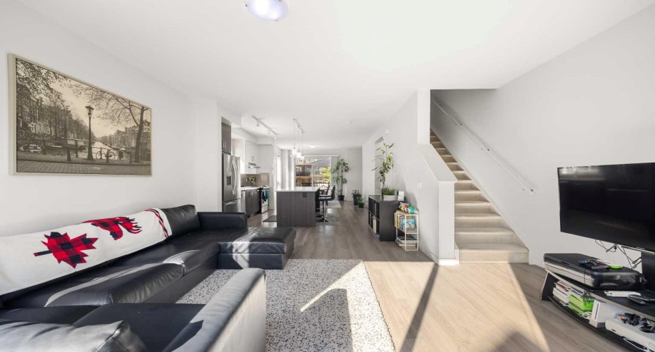 104 Sherwood Lane, Calgary, Alberta T3R 0V3, 3 Bedrooms Bedrooms, ,3 BathroomsBathrooms,Residential,For Sale,Sherwood,A2279222