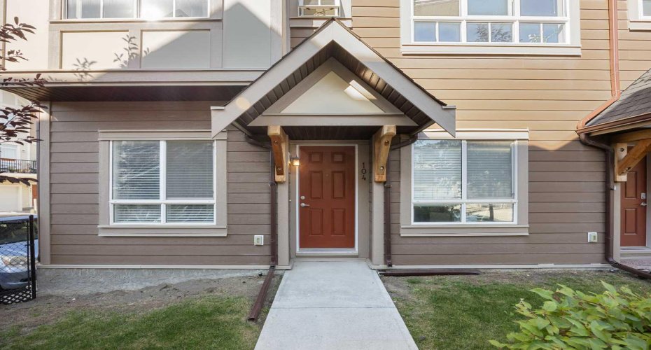 104 Sherwood Lane, Calgary, Alberta T3R 0V3, 3 Bedrooms Bedrooms, ,3 BathroomsBathrooms,Residential,For Sale,Sherwood,A2279222