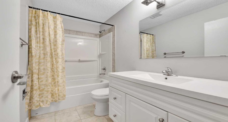 3015 51 Street, Calgary, Alberta T3E 6N5, 3 Bedrooms Bedrooms, ,1 BathroomBathrooms,Residential,For Sale,51,A2279287