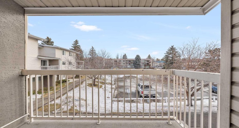 3015 51 Street, Calgary, Alberta T3E 6N5, 3 Bedrooms Bedrooms, ,1 BathroomBathrooms,Residential,For Sale,51,A2279287