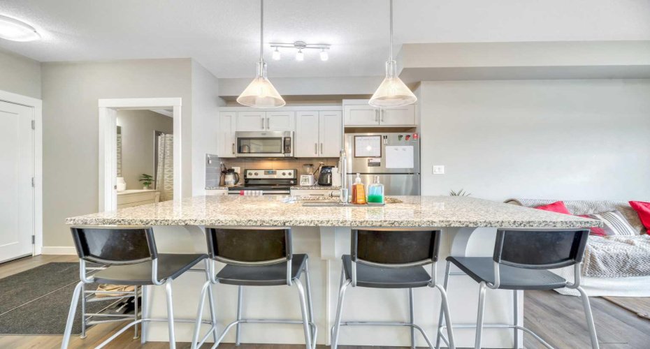 10 Walgrove Walk, Calgary, Alberta T2X 4E3, 2 Bedrooms Bedrooms, ,2 BathroomsBathrooms,Residential,For Sale,Walgrove,A2279327