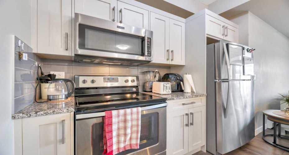 10 Walgrove Walk, Calgary, Alberta T2X 4E3, 2 Bedrooms Bedrooms, ,2 BathroomsBathrooms,Residential,For Sale,Walgrove,A2279327