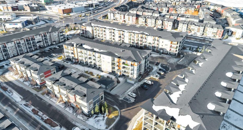 10 Walgrove Walk, Calgary, Alberta T2X 4E3, 2 Bedrooms Bedrooms, ,2 BathroomsBathrooms,Residential,For Sale,Walgrove,A2279327