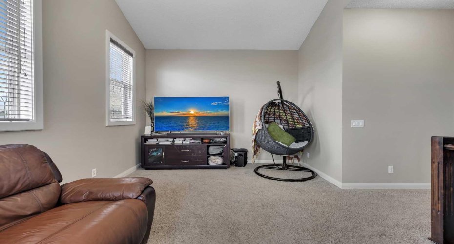 1564 Copperfield Boulevard, Calgary, Alberta T2Z 0P6, 3 Bedrooms Bedrooms, ,3 BathroomsBathrooms,Residential,For Sale,Copperfield,A2279330