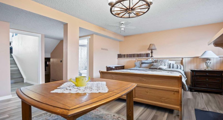 44 Taraglen Place, Calgary, Alberta T3L 2N4, 3 Bedrooms Bedrooms, ,2 BathroomsBathrooms,Residential,For Sale,Taraglen,A2279429