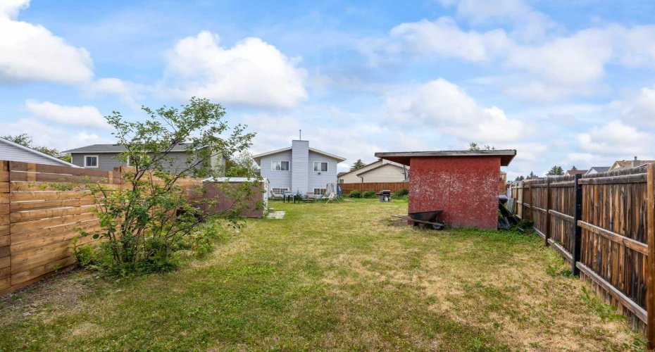 44 Taraglen Place, Calgary, Alberta T3L 2N4, 3 Bedrooms Bedrooms, ,2 BathroomsBathrooms,Residential,For Sale,Taraglen,A2279429