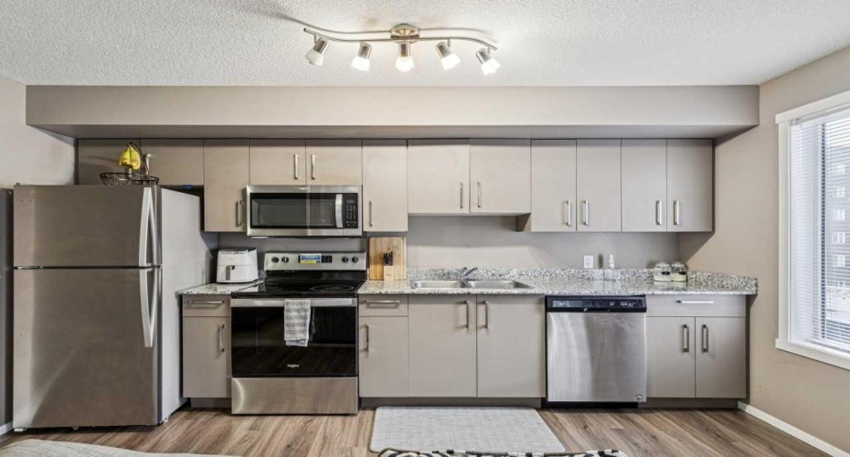 4641 128 Avenue, Calgary, Alberta T3N1T3, 2 Bedrooms Bedrooms, ,1 BathroomBathrooms,Residential,For Sale,128,A2279624