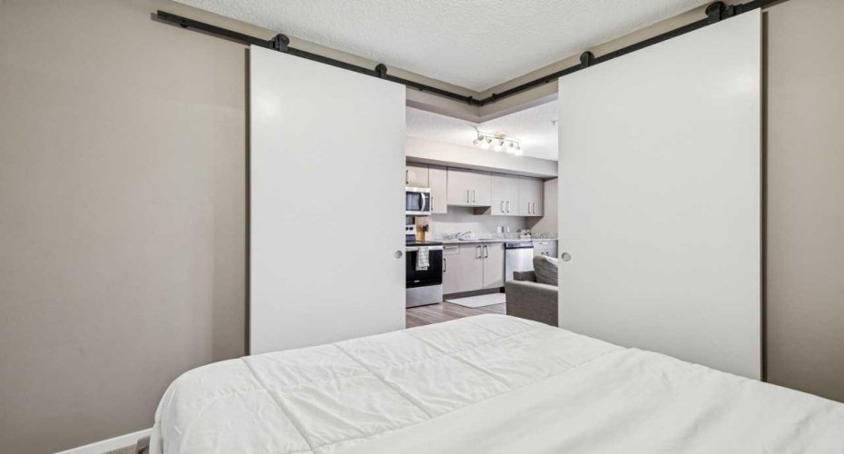 4641 128 Avenue, Calgary, Alberta T3N1T3, 2 Bedrooms Bedrooms, ,1 BathroomBathrooms,Residential,For Sale,128,A2279624
