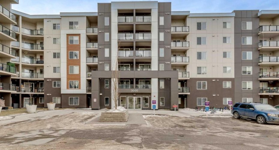 4641 128 Avenue, Calgary, Alberta T3N1T3, 2 Bedrooms Bedrooms, ,1 BathroomBathrooms,Residential,For Sale,128,A2279624