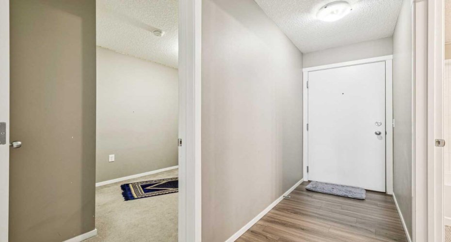 4641 128 Avenue, Calgary, Alberta T3N1T3, 2 Bedrooms Bedrooms, ,1 BathroomBathrooms,Residential,For Sale,128,A2279624