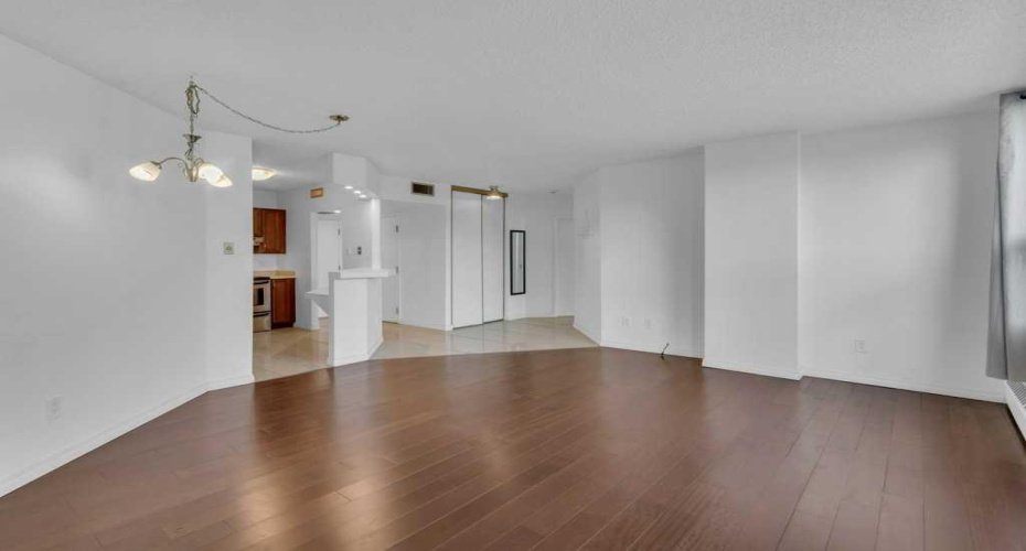 1202 13 Avenue, Calgary, Alberta T3C0T1, 1 Bedroom Bedrooms, ,1 BathroomBathrooms,Residential,For Sale,13,A2278365