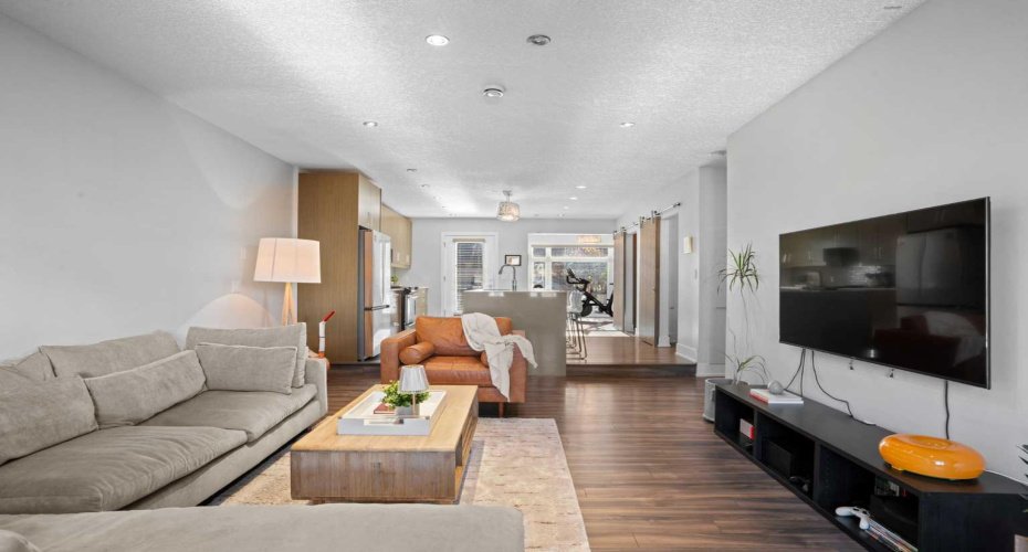 1511 23 Avenue, Calgary, Alberta T2T 0T8, 2 Bedrooms Bedrooms, ,3 BathroomsBathrooms,Residential,For Sale,23,A2278538