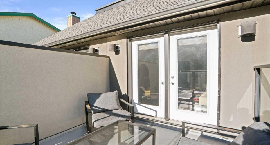 1511 23 Avenue, Calgary, Alberta T2T 0T8, 2 Bedrooms Bedrooms, ,3 BathroomsBathrooms,Residential,For Sale,23,A2278538