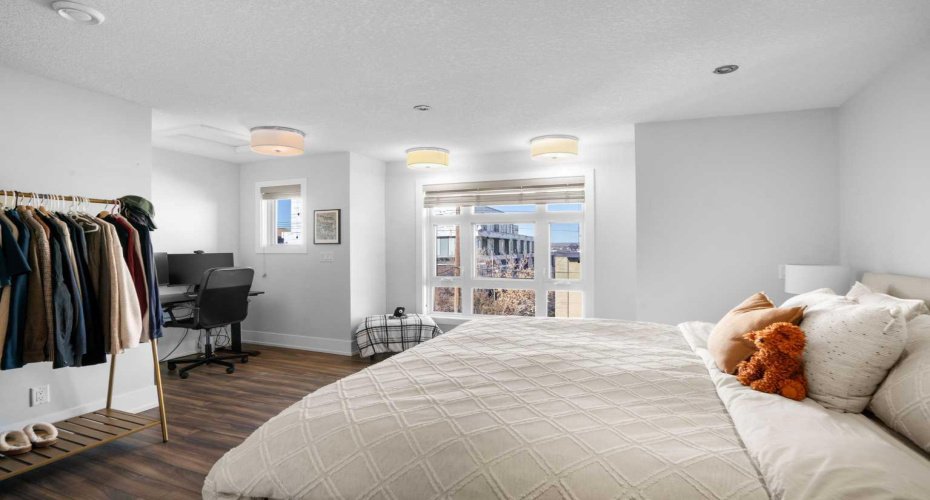 1511 23 Avenue, Calgary, Alberta T2T 0T8, 2 Bedrooms Bedrooms, ,3 BathroomsBathrooms,Residential,For Sale,23,A2278538