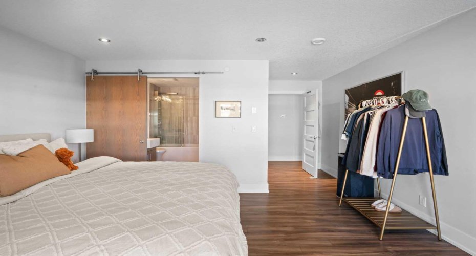 1511 23 Avenue, Calgary, Alberta T2T 0T8, 2 Bedrooms Bedrooms, ,3 BathroomsBathrooms,Residential,For Sale,23,A2278538