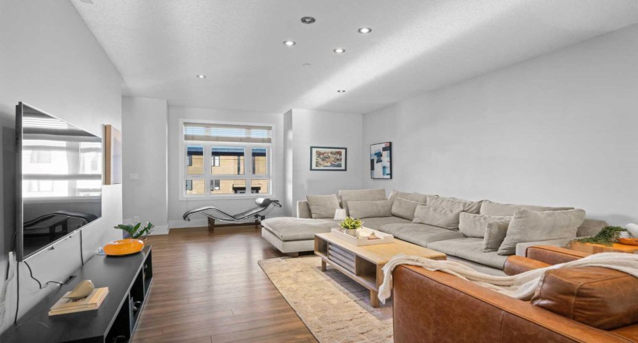 1511 23 Avenue, Calgary, Alberta T2T 0T8, 2 Bedrooms Bedrooms, ,3 BathroomsBathrooms,Residential,For Sale,23,A2278538