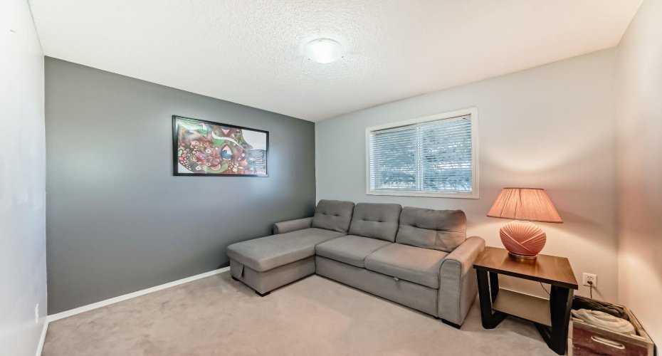 122 Bow Ridge Crescent, Cochrane, Alberta T4C 1V9, 3 Bedrooms Bedrooms, ,3 BathroomsBathrooms,Residential,For Sale,Bow Ridge,A2278590