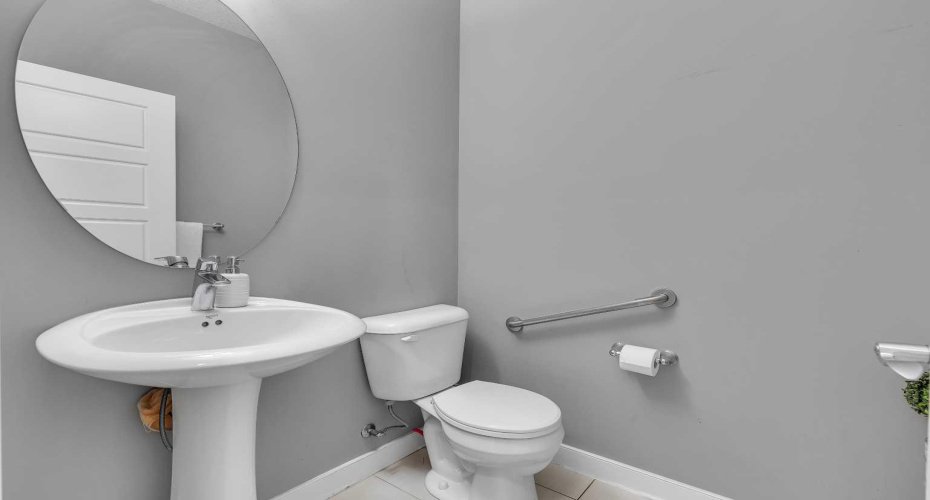 Main Floor 2 Piece Bath