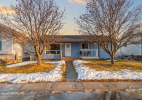 5 Greenview Way, Strathmore, Alberta T1P 1L2, 4 Bedrooms Bedrooms, ,2 BathroomsBathrooms,Residential,For Sale,Greenview,A2277774