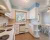 kitchen connect to dining room