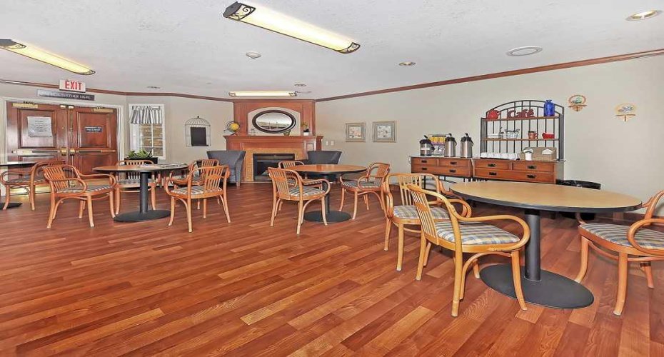 5200 44 Avenue, Calgary, Alberta T1Y 7L4, 2 Bedrooms Bedrooms, ,2 BathroomsBathrooms,Residential,For Sale,44,A2279608