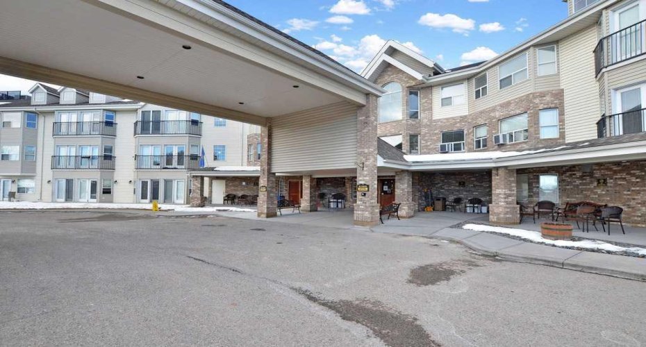 5200 44 Avenue, Calgary, Alberta T1Y 7L4, 2 Bedrooms Bedrooms, ,2 BathroomsBathrooms,Residential,For Sale,44,A2279608
