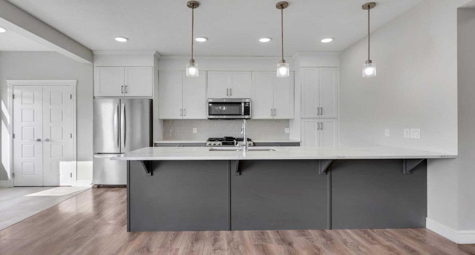 41 Sunrise Heights, Cochrane, Alberta T4C 2R9, 3 Bedrooms Bedrooms, ,3 BathroomsBathrooms,Residential,For Sale,Sunrise,A2279702