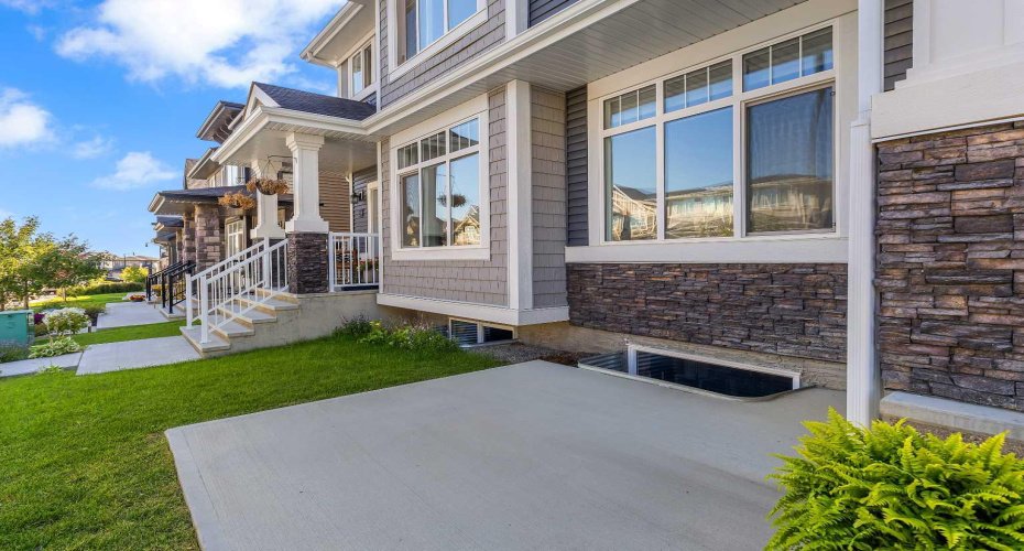 41 Sunrise Heights, Cochrane, Alberta T4C 2R9, 3 Bedrooms Bedrooms, ,3 BathroomsBathrooms,Residential,For Sale,Sunrise,A2279702