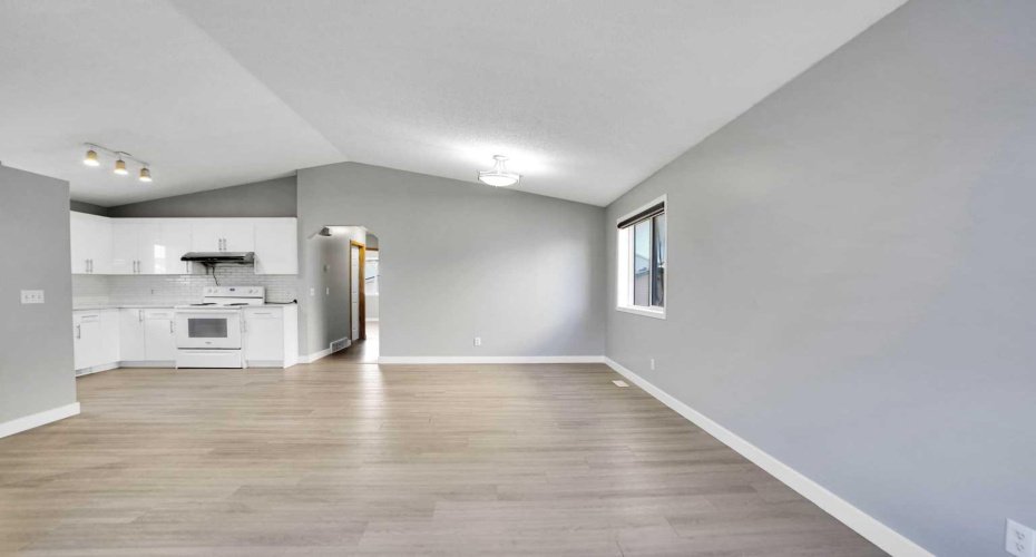 1134 Martindale Boulevard, Calgary, Alberta T3J 4A5, 5 Bedrooms Bedrooms, ,2 BathroomsBathrooms,Residential,For Sale,Martindale,A2279489