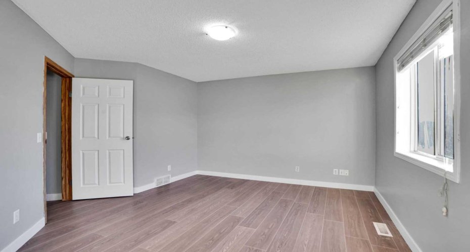 1134 Martindale Boulevard, Calgary, Alberta T3J 4A5, 5 Bedrooms Bedrooms, ,2 BathroomsBathrooms,Residential,For Sale,Martindale,A2279489