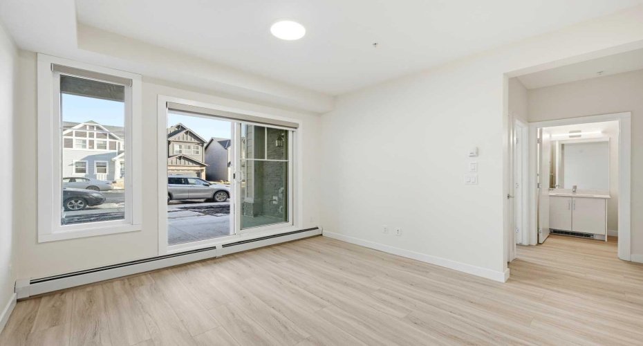 15 Skyview Point Crescent, Calgary, Alberta T3N 2T1, 2 Bedrooms Bedrooms, ,1 BathroomBathrooms,Residential,For Sale,Skyview Point,A2279950
