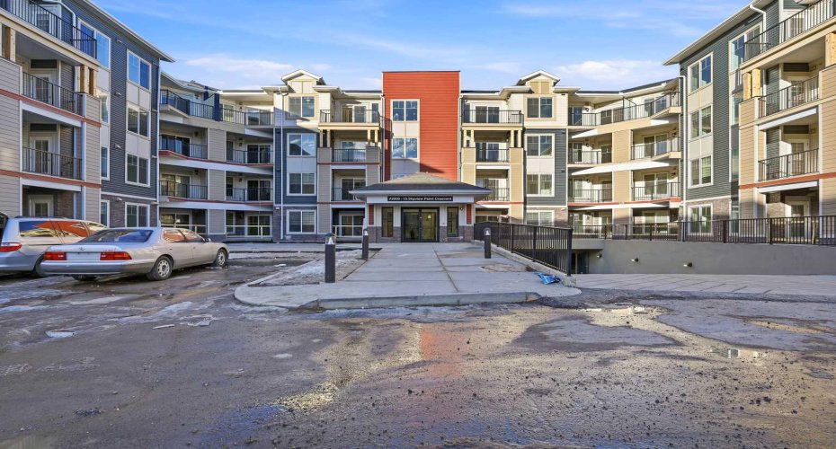 15 Skyview Point Crescent, Calgary, Alberta T3N 2T1, 2 Bedrooms Bedrooms, ,1 BathroomBathrooms,Residential,For Sale,Skyview Point,A2279950