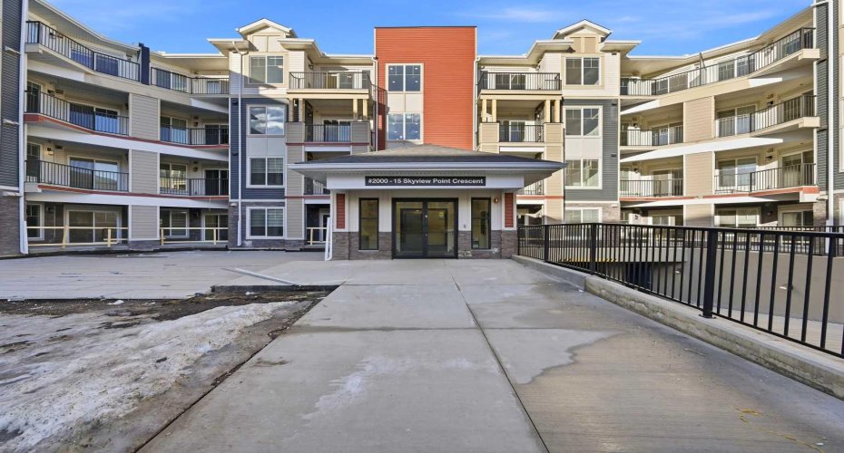 15 Skyview Point Crescent, Calgary, Alberta T3N 2T1, 2 Bedrooms Bedrooms, ,1 BathroomBathrooms,Residential,For Sale,Skyview Point,A2279950
