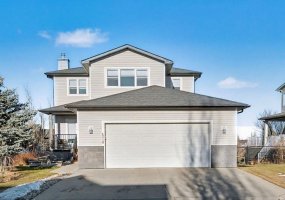 1718 High Park Drive, High River, Alberta T1V 0A3, 4 Bedrooms Bedrooms, ,4 BathroomsBathrooms,Residential,For Sale,High Park,A2279914