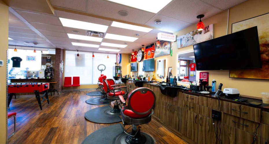Calgary, Alberta, ,Commercial,For Lease,A2279952