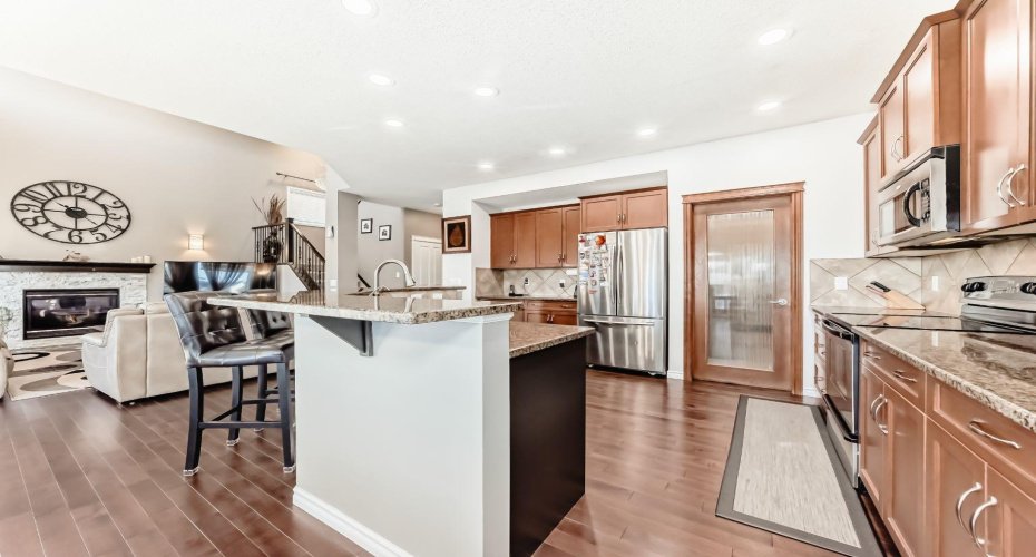 108 Seagreen Lane, Chestermere, Alberta T1X0E8, 5 Bedrooms Bedrooms, ,4 BathroomsBathrooms,Residential,For Sale,Seagreen,A2279964