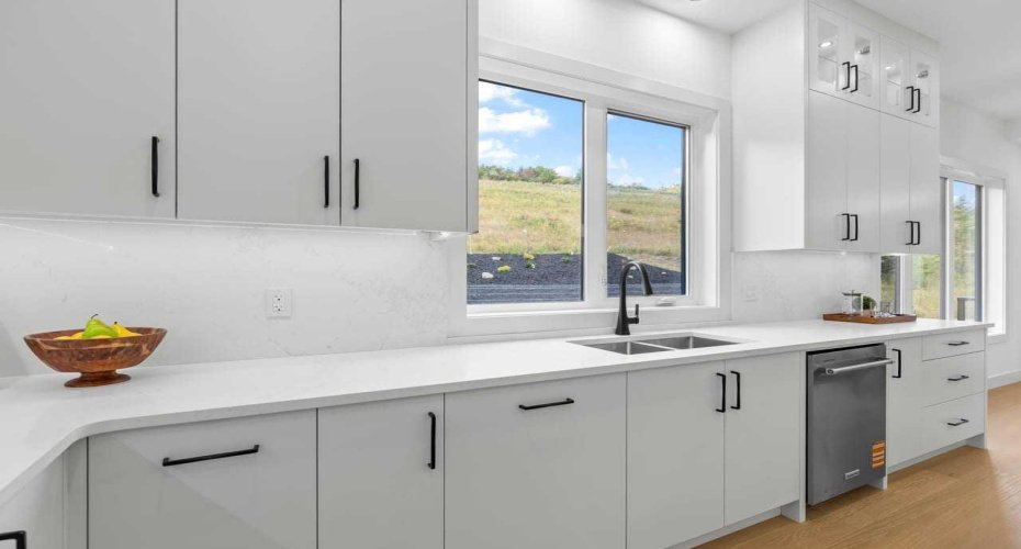407 Patterson Boulevard, Calgary, Alberta T3H 3N6, 5 Bedrooms Bedrooms, ,5 BathroomsBathrooms,Residential,For Sale,Patterson,A2279987